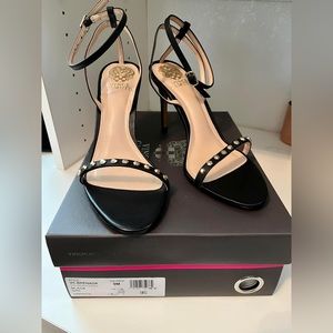 Vince Camuto black heels size 9